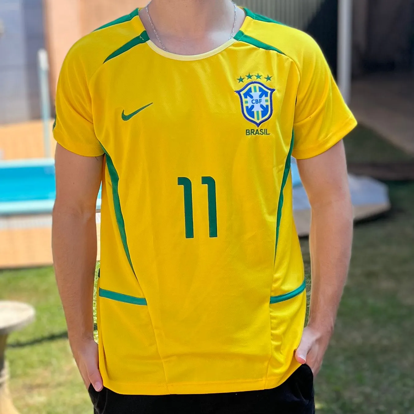 Camisa Retrô Seleção Brasileira  Ronaldinho 2002 - Torcedor - 2