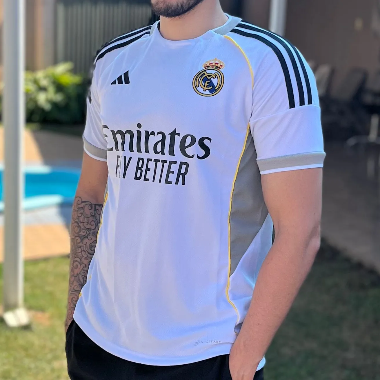 Camisa Real Madrid 2025 – Modelo 1 Tradicional